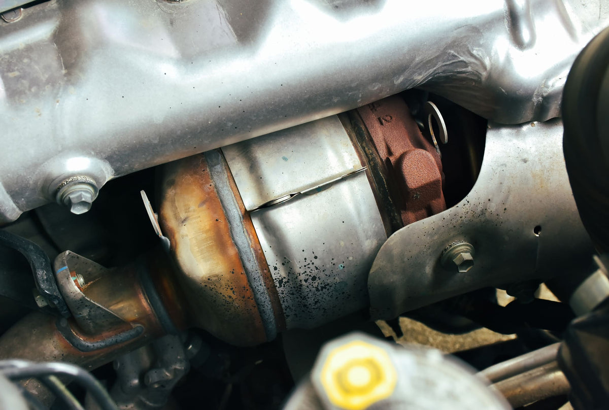 Choosing The Right DPF Cleaning Service: Factors to Consider