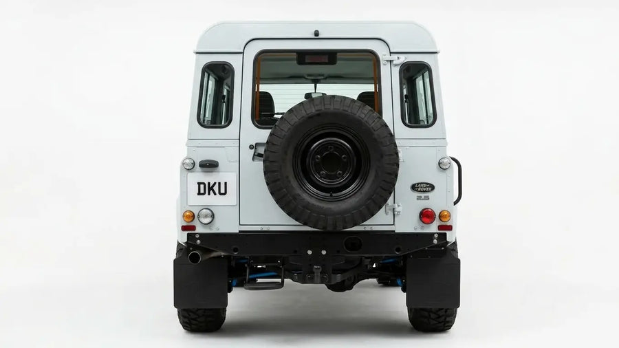 LAND ROVER DEFENDER 110