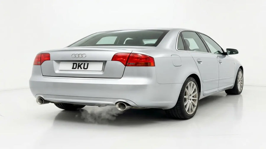AUDI A4 B8 2.0T S LINE