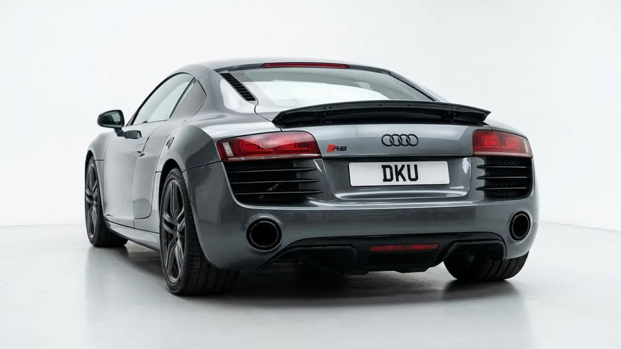 AUDI R8 2.4 V8 QUATTRO