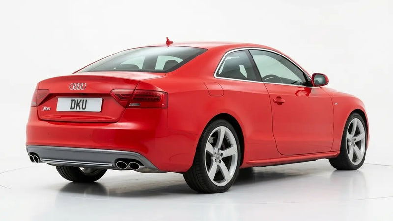 AUDI S5 V8