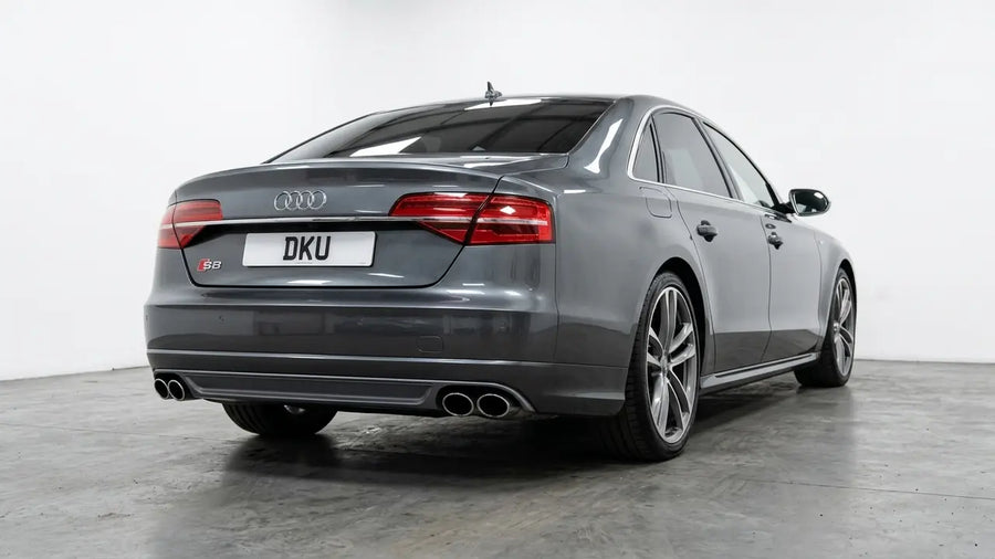 AUDI S8 BI TURBO V8 MONSTER