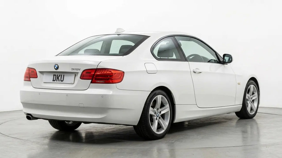 BMW 318I E92