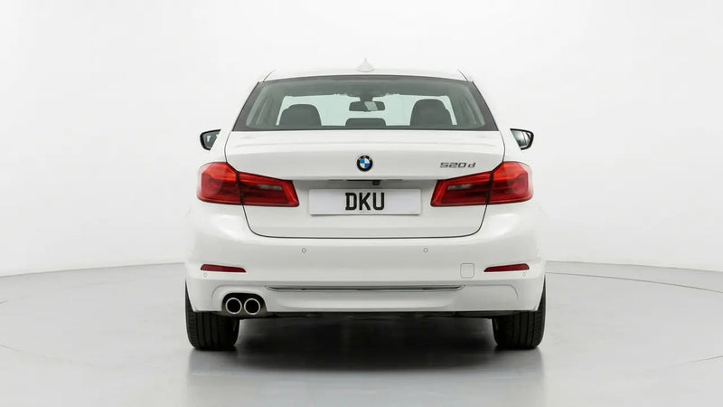 BMW G30 2017  520