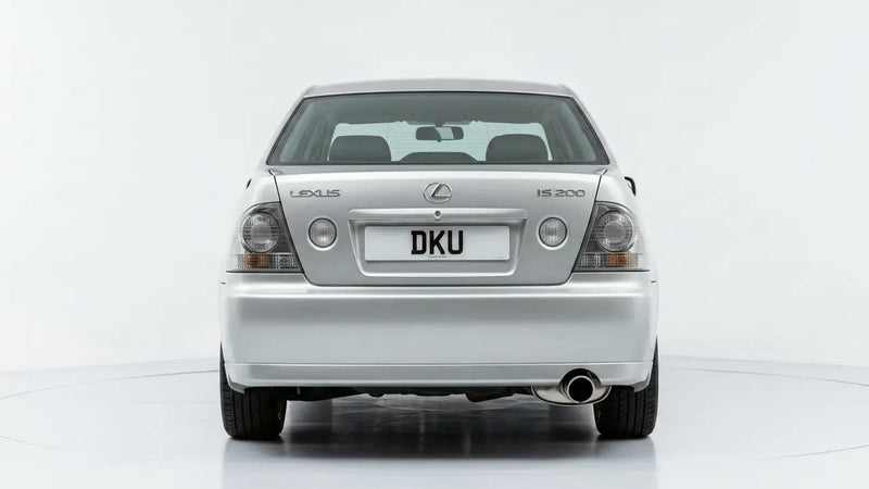 LEXUS IS200