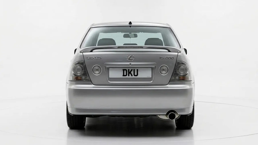 LEXUS IS200 SE AUTO