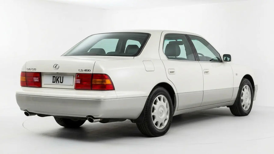 LEXUS LS400