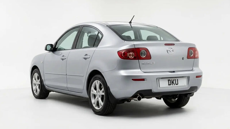 MAZDA 3 3 TAKARA