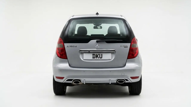 MERCEDES-BENZ A 180 D AMG LINE AUTO