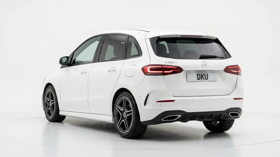 MERCEDES B220 D AMG