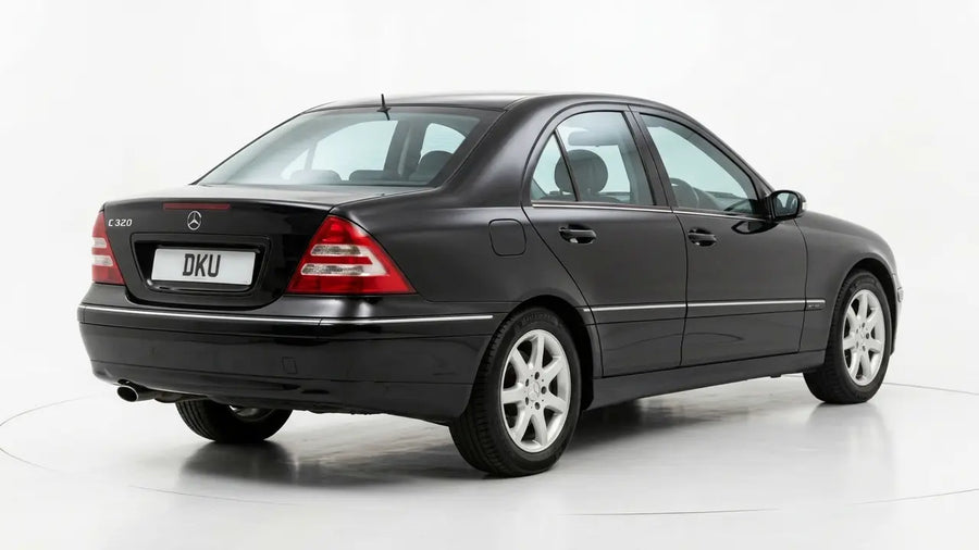 MERCEDES C320 SALOON W205