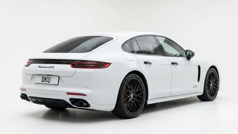 PORSCHE PANAMERA GTS