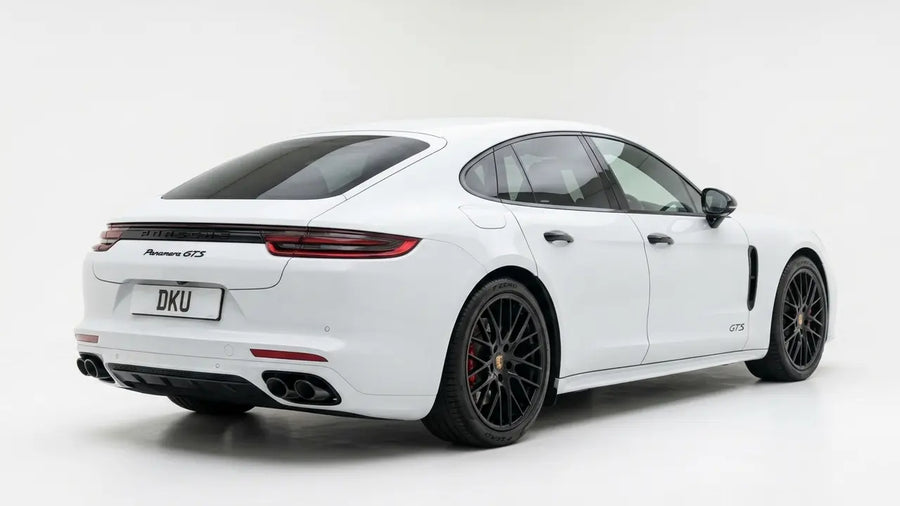 PORSCHE PANAMERA GTS