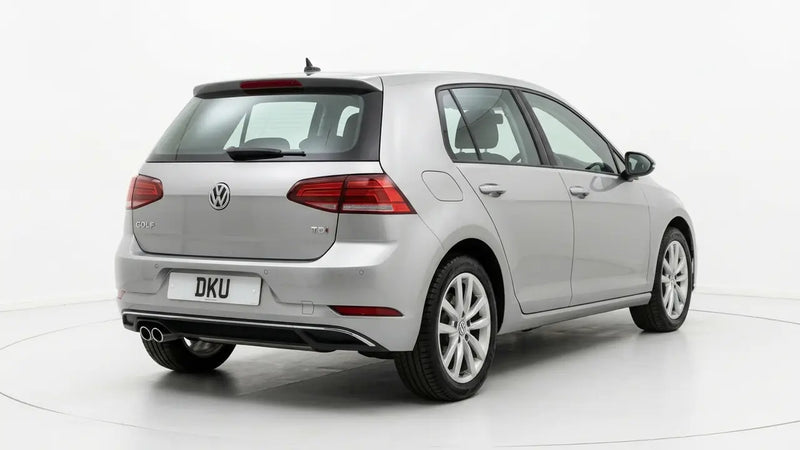 VOLKSWAGEN GOLF SE NAV TDI