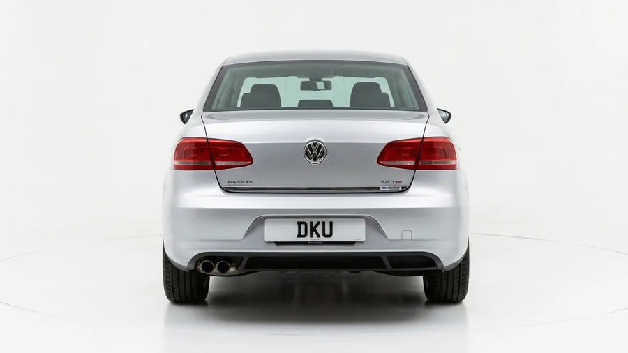 VOLKSWAGEN PASSAT SE TDI BLUEMOTION