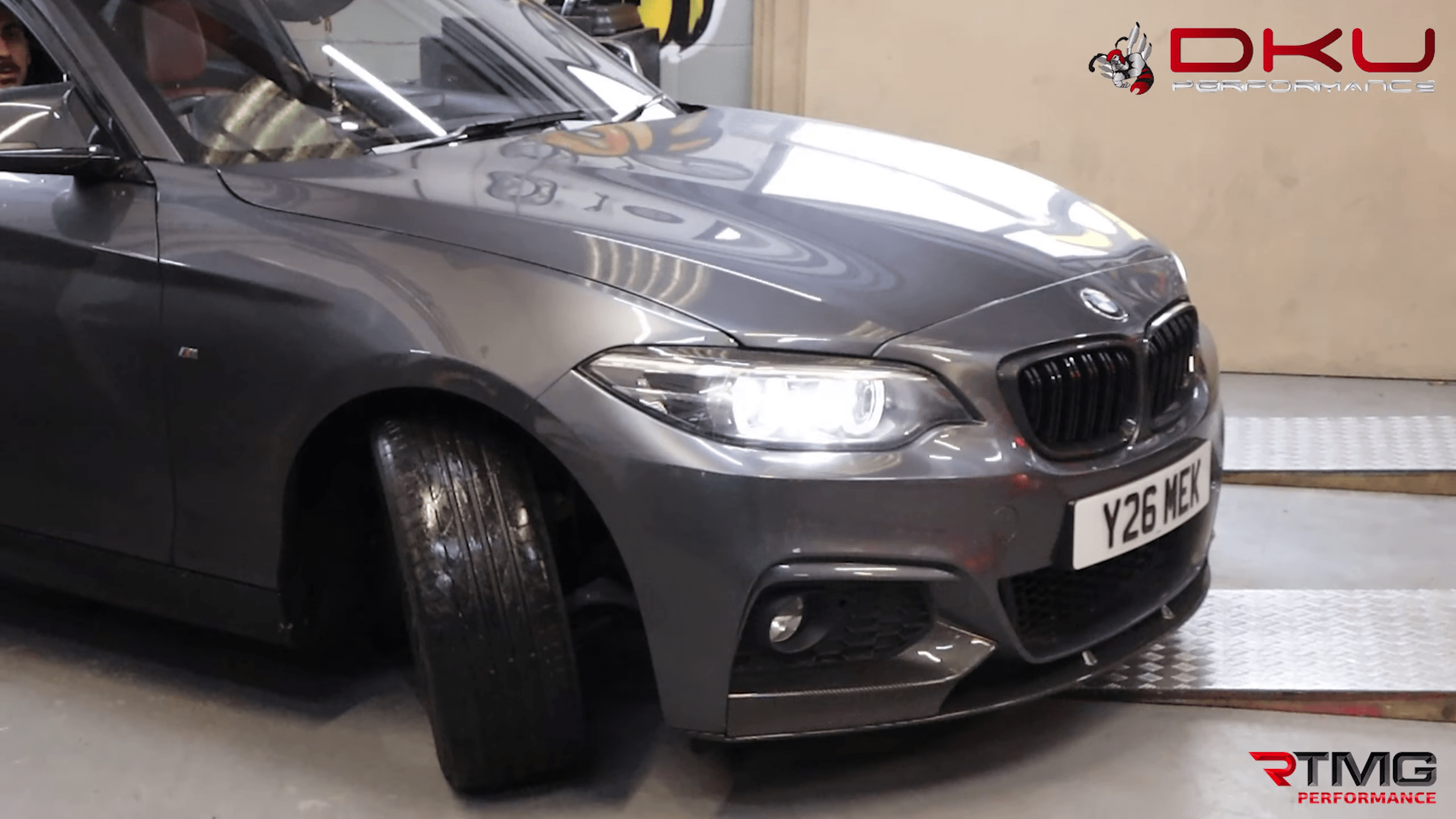 BMW 218i N58 DECAT POPS AND BANGS