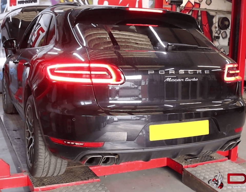 PORSCHE MACAN TURBO Exhaust